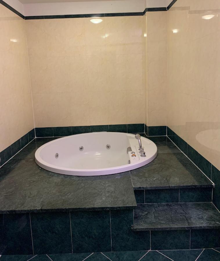 Hotel - Motel Flower Gropello Cairoli Zewnętrze zdjęcie
