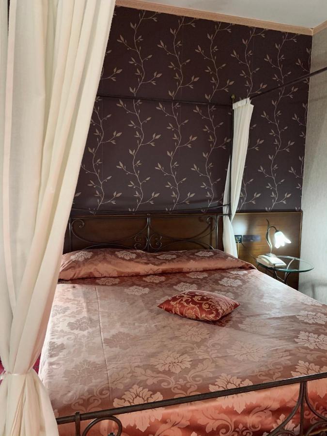 Hotel - Motel Flower Gropello Cairoli Zewnętrze zdjęcie