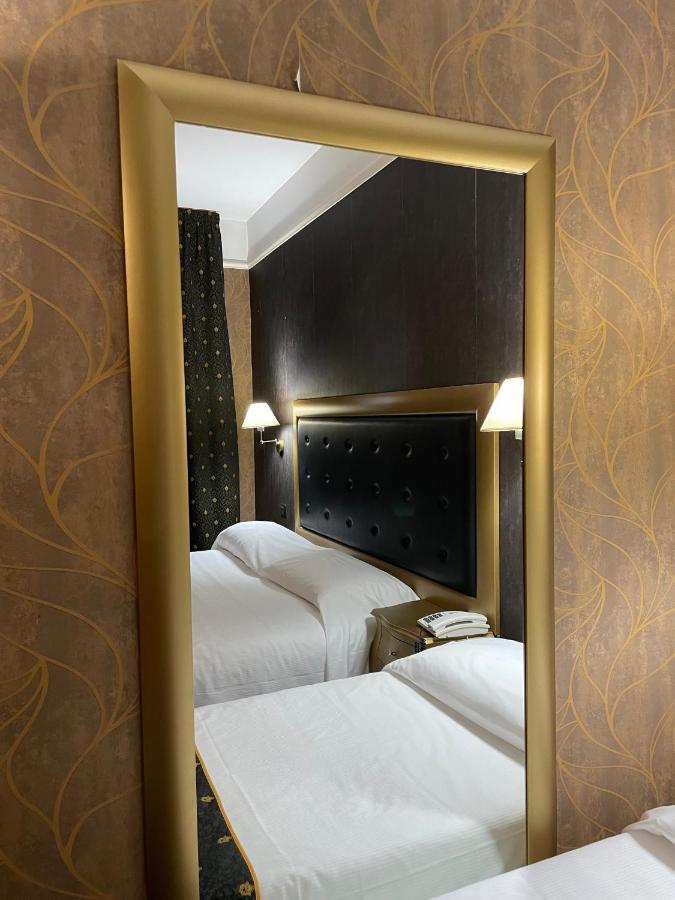 Hotel - Motel Flower Gropello Cairoli Zewnętrze zdjęcie