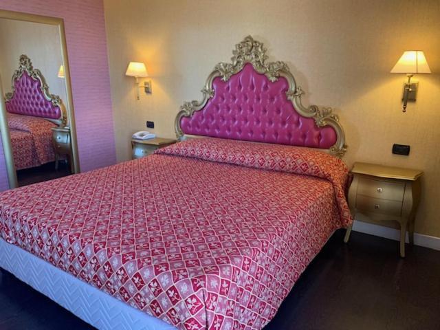 Hotel - Motel Flower Gropello Cairoli Zewnętrze zdjęcie